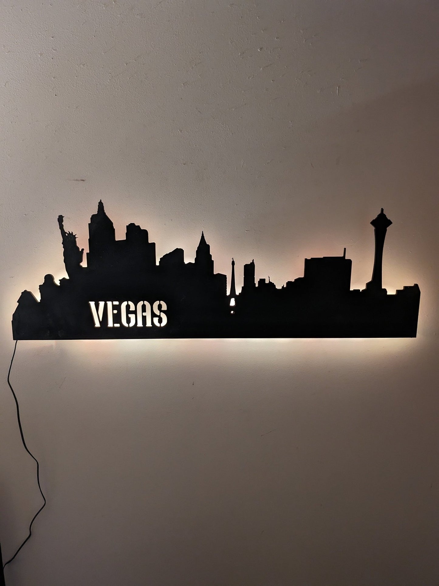 Las Vegas Skyline LED Sign, Las Vegas Wood Sign, Las Vegas Sign, Las Vegas Skyline Wall Art, Las Vegas Gift, LED decoration, Custom Sign - TitanOakDecor