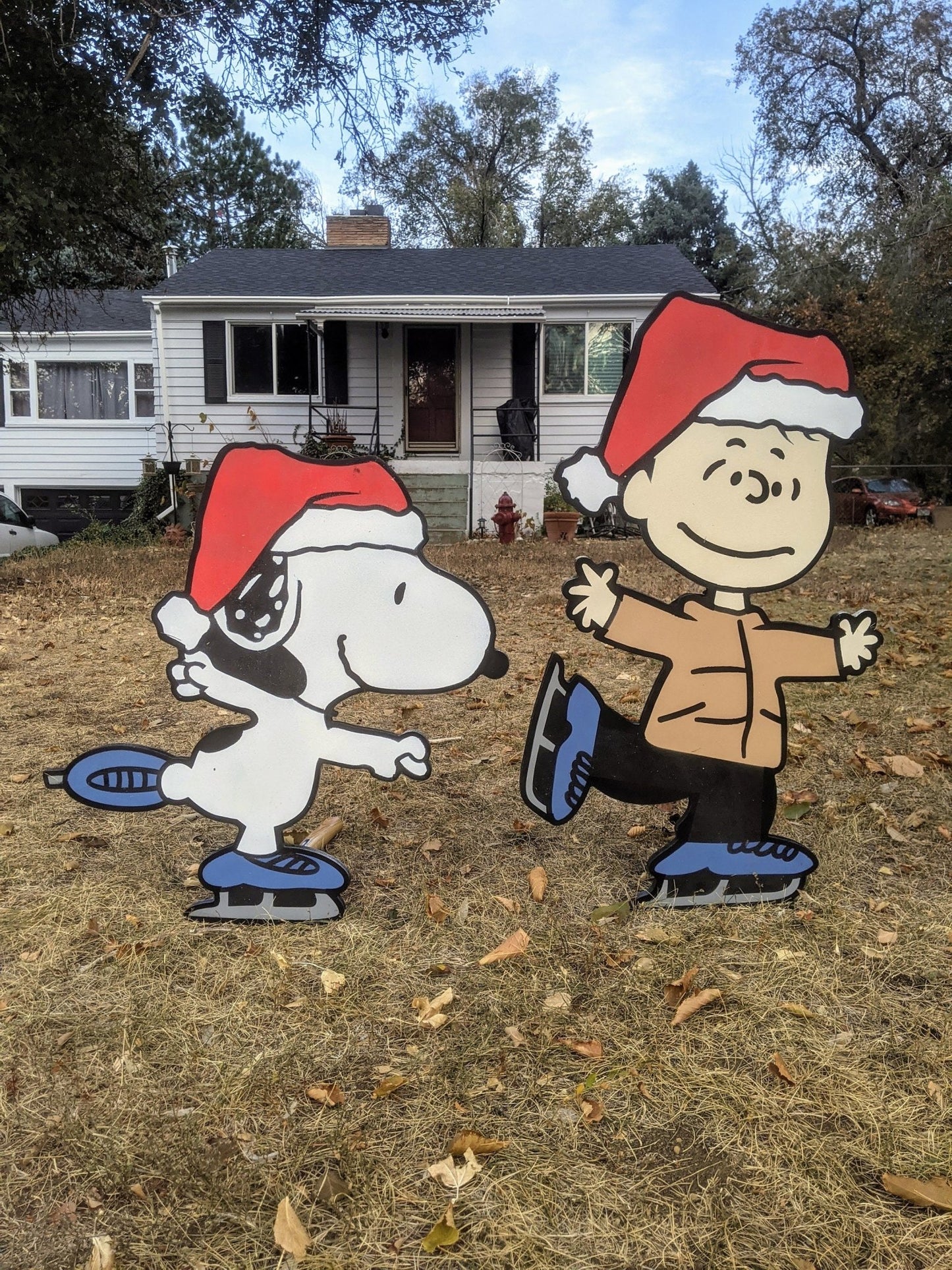 Charlie Brown and Friends Ice Skating Yard Art Set - TitanOakDecor