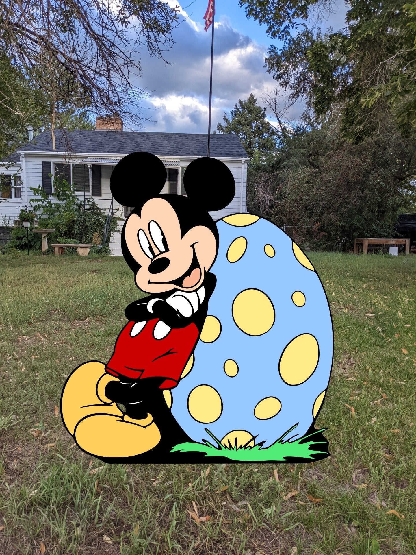 Mickey and Minnie Easter Egg Yard Art Set - TitanOakDecor