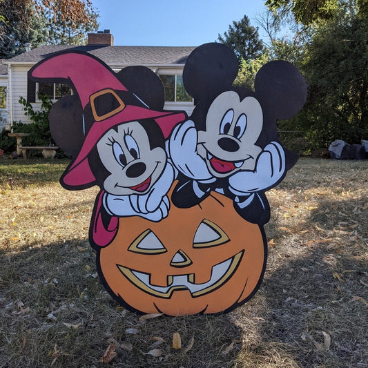 Mickey and Minnie Halloween Sign - TitanOakDecor