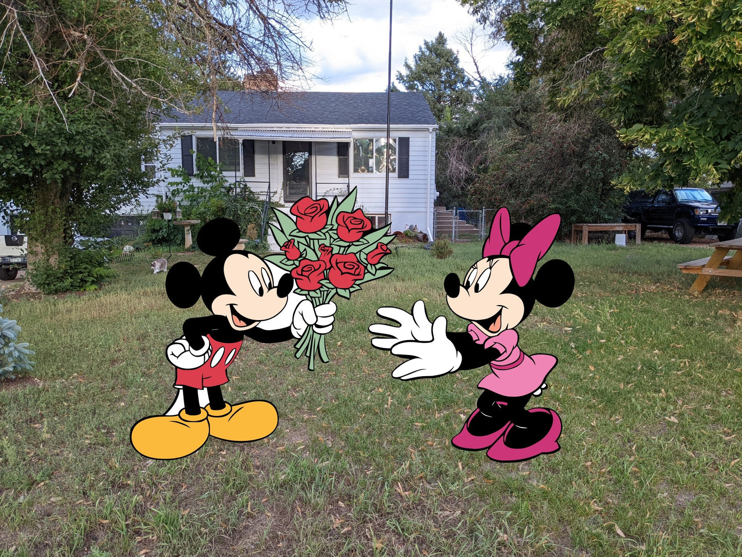 Mickey and Minnie Valentine Flowers Yard Art Set - TitanOakDecor