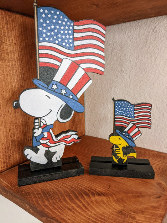Patriotic Snoopy and Woodstock Tabletop Decoration - TitanOakDecor