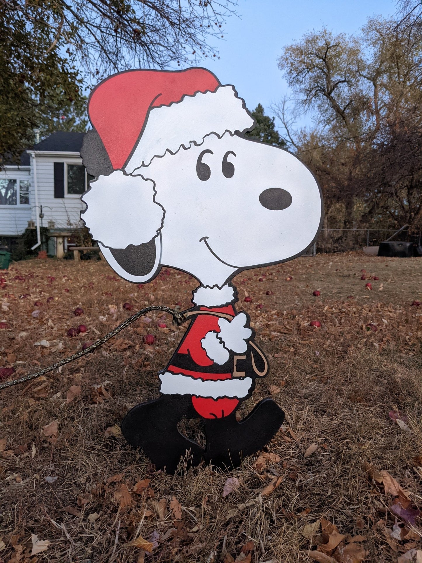 Snoopy and Woodstock Christmas Tree Yard Art - TitanOakDecor