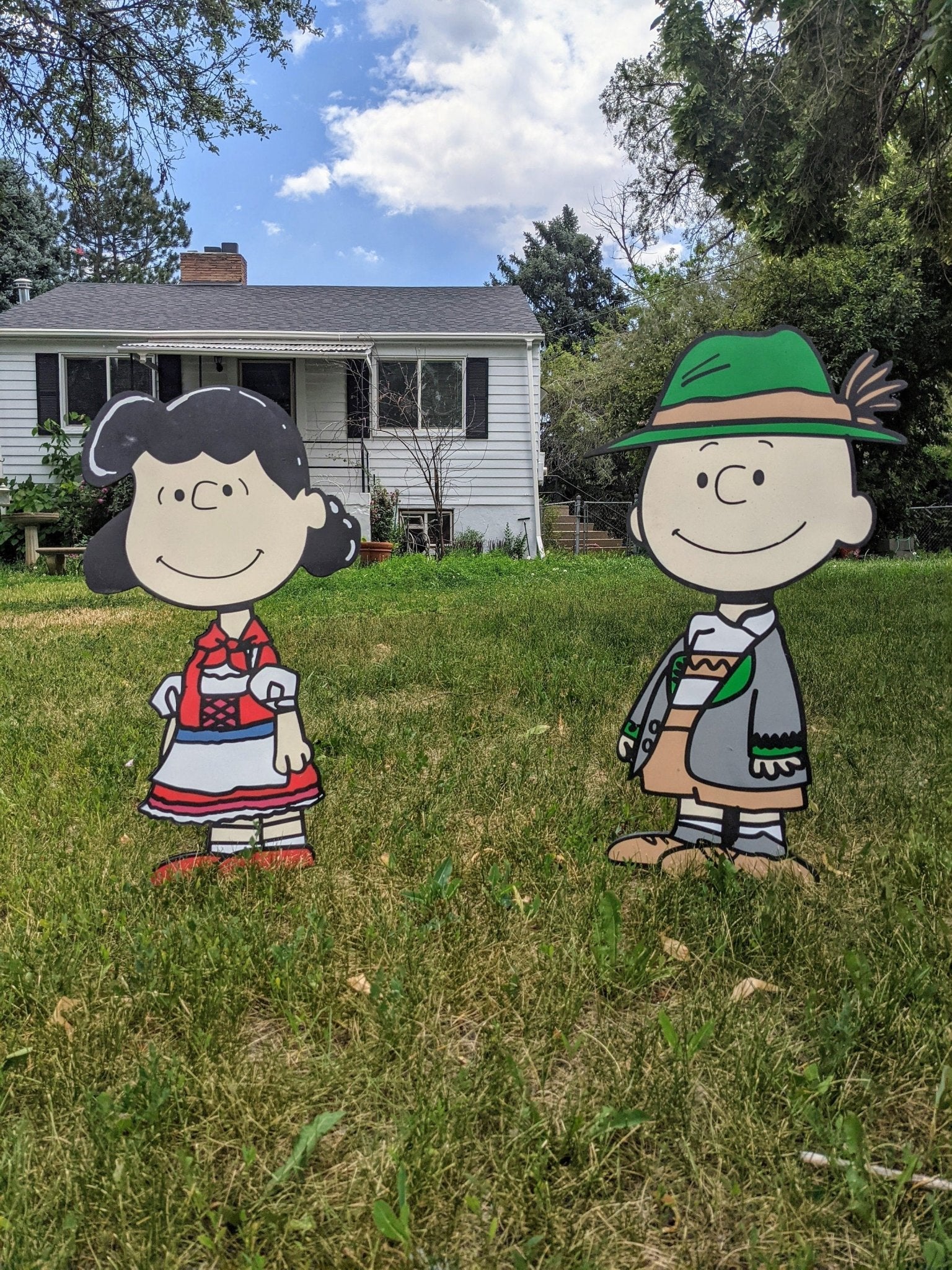 Charlie Brown and Friends Oktoberfest Yard Art Set - TitanOakDecor