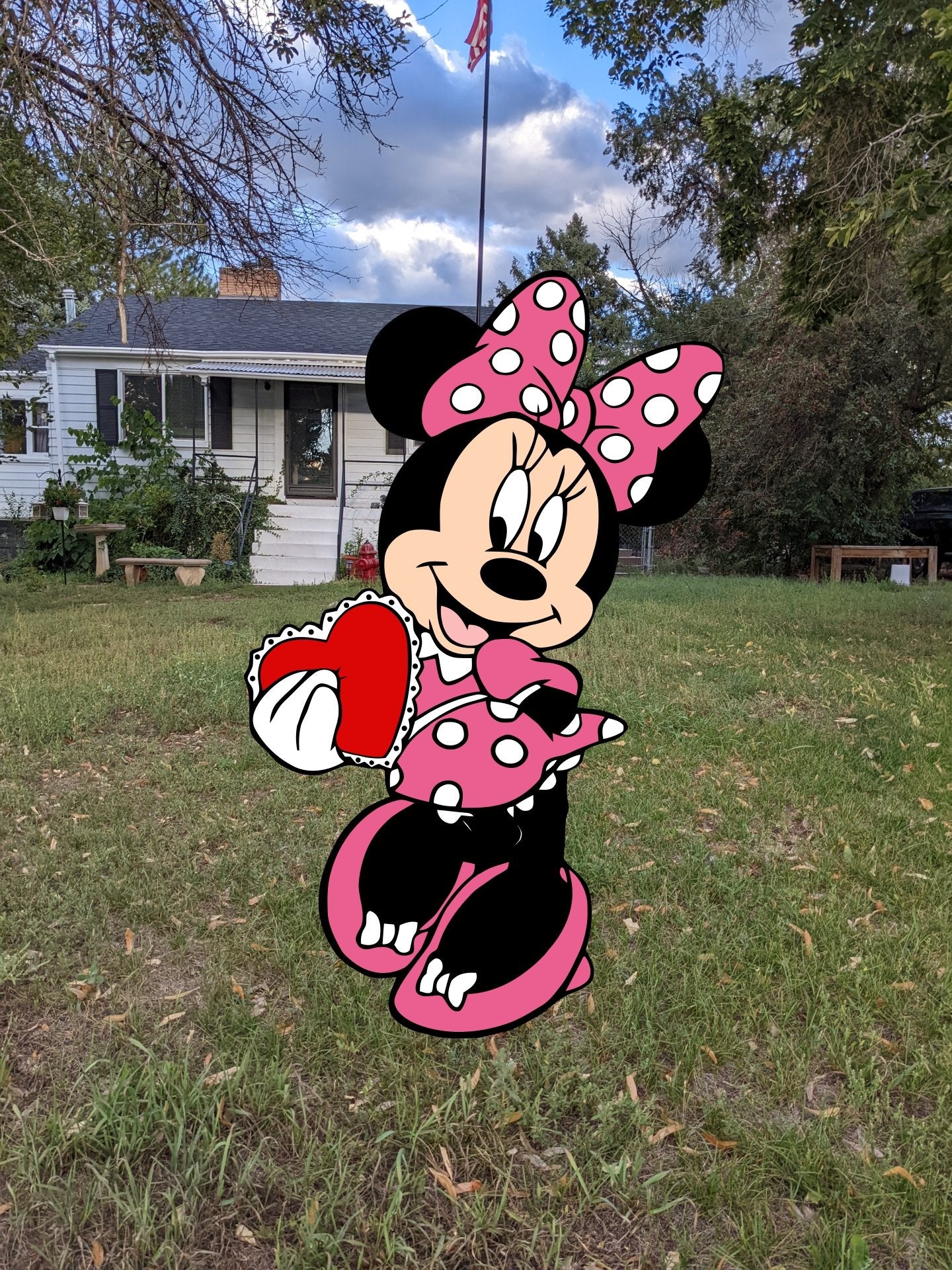 Mickey and Minnie Valentine Yard Art Set - TitanOakDecor