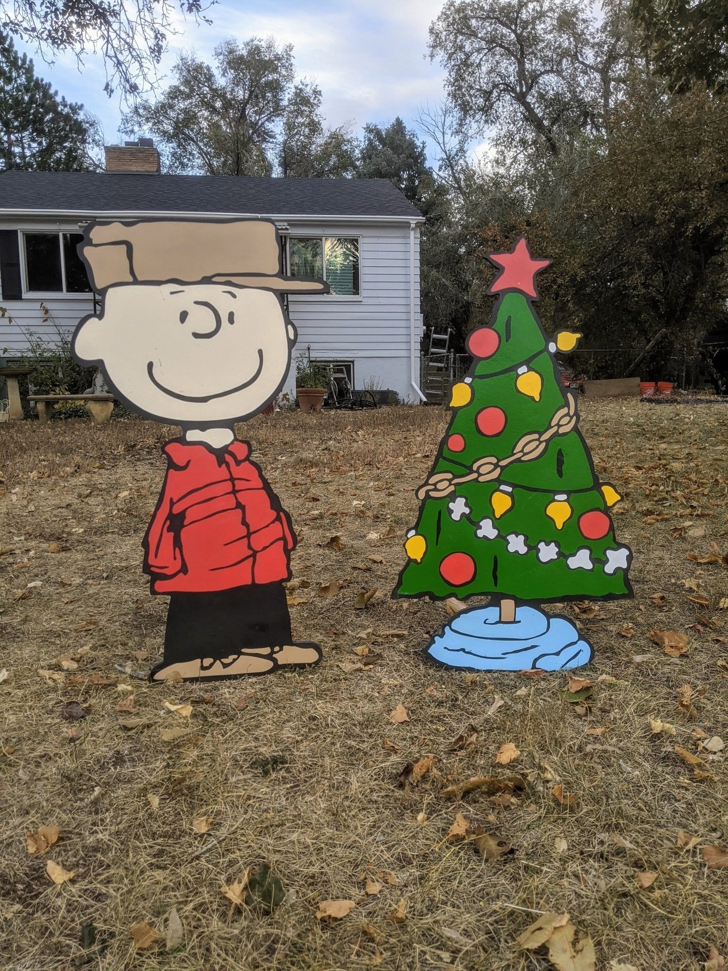 Peanuts Christmas Tree Yard Set - TitanOakDecor