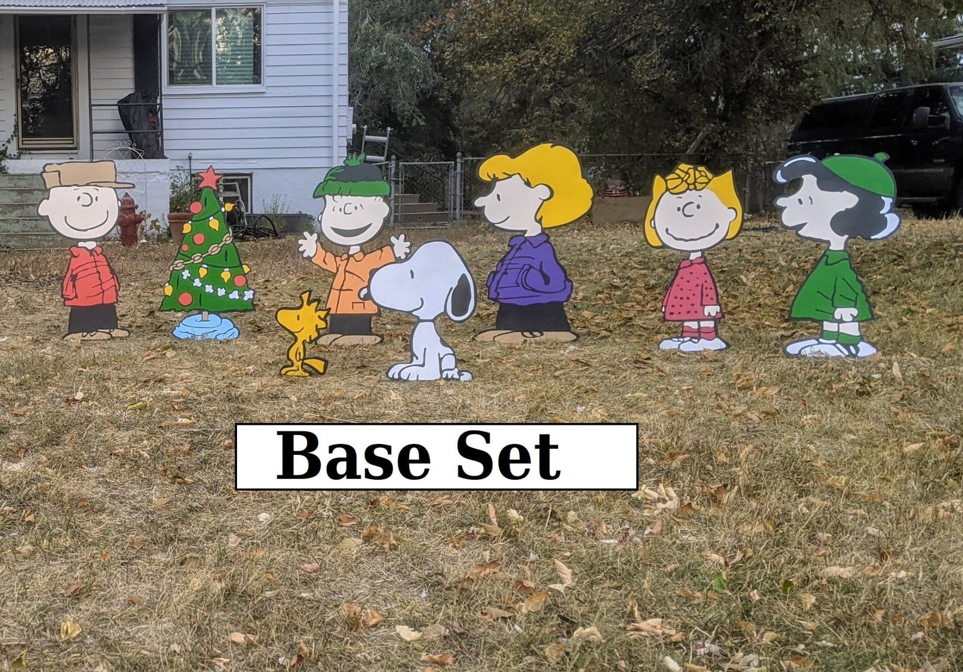 Peanuts Christmas Tree Yard Set - TitanOakDecor